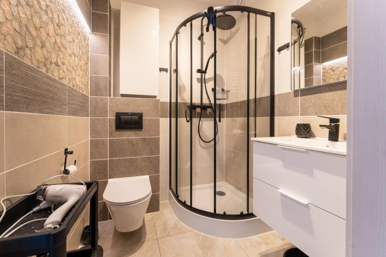 Apartament Strefa Centrum - Z Prywatnym Parkingiem - Space Apart Karpacz Luaran gambar